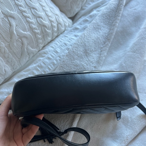 Lou Medium YSL Camera Bag with Pocket and Tassel in Quilted Patent Leather - Picture 4 of 4